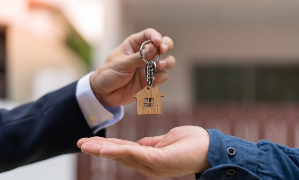 What Does a Seller's Agent Do?